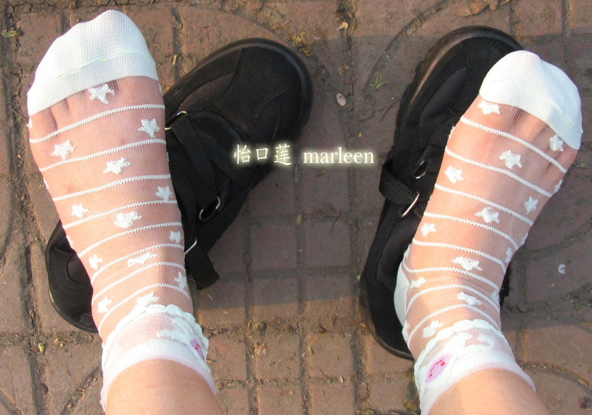 淡淡猫香全部丝袜套图大合集 1